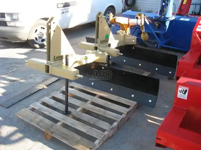 Gallery image 1 for New 2024 Land Pride Rear blade Blade