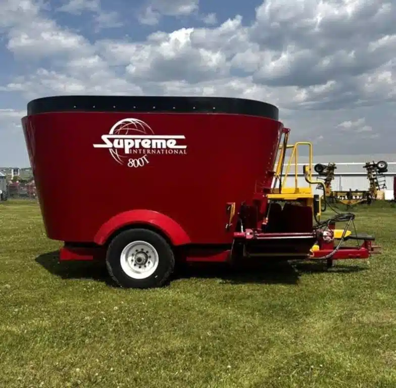 Gallery image 1 for New 2023 Supreme 800T TMR Mixer