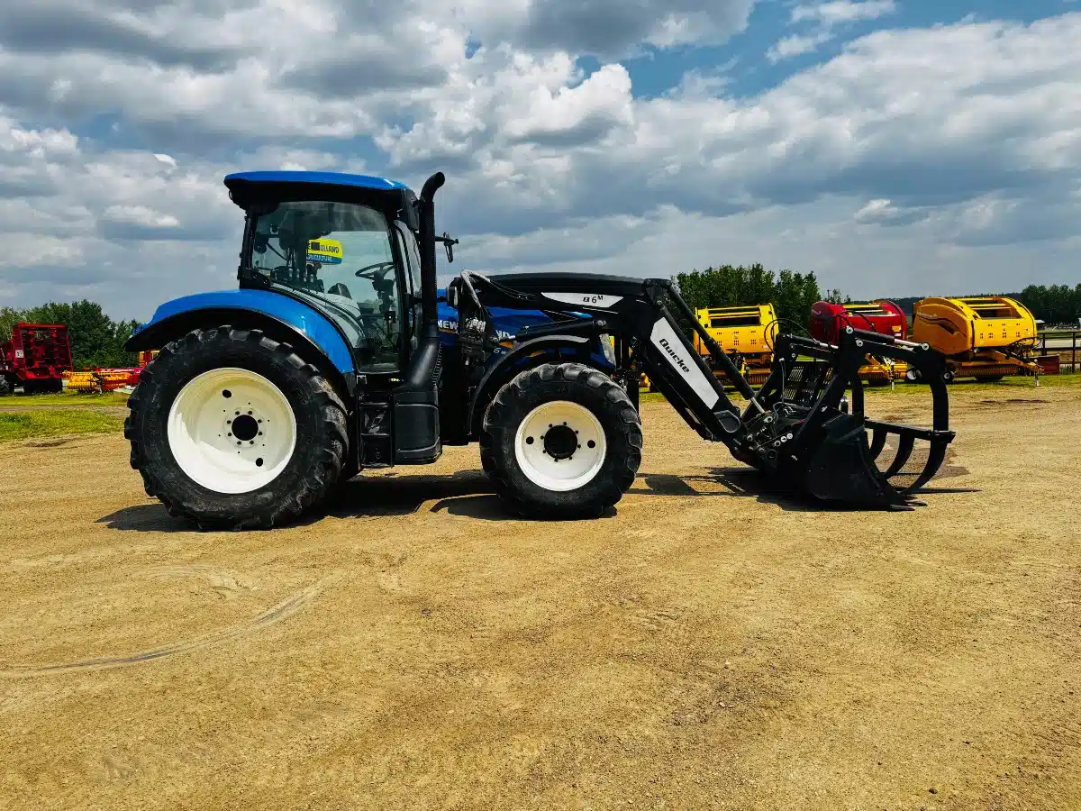 Gallery image 1 for Used 2017 New Holland T6.180 Tractor