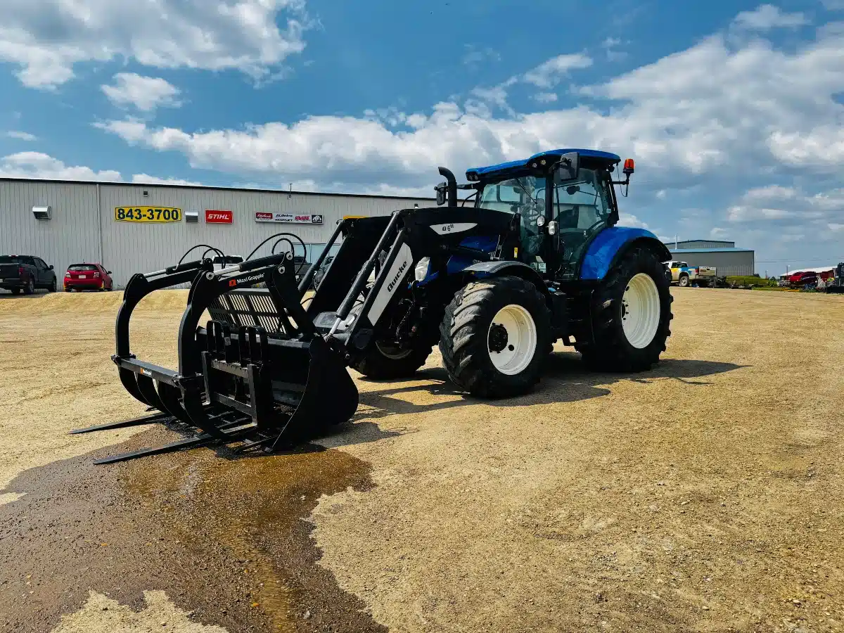 Gallery image 2 for Used 2017 New Holland T6.180 Tractor