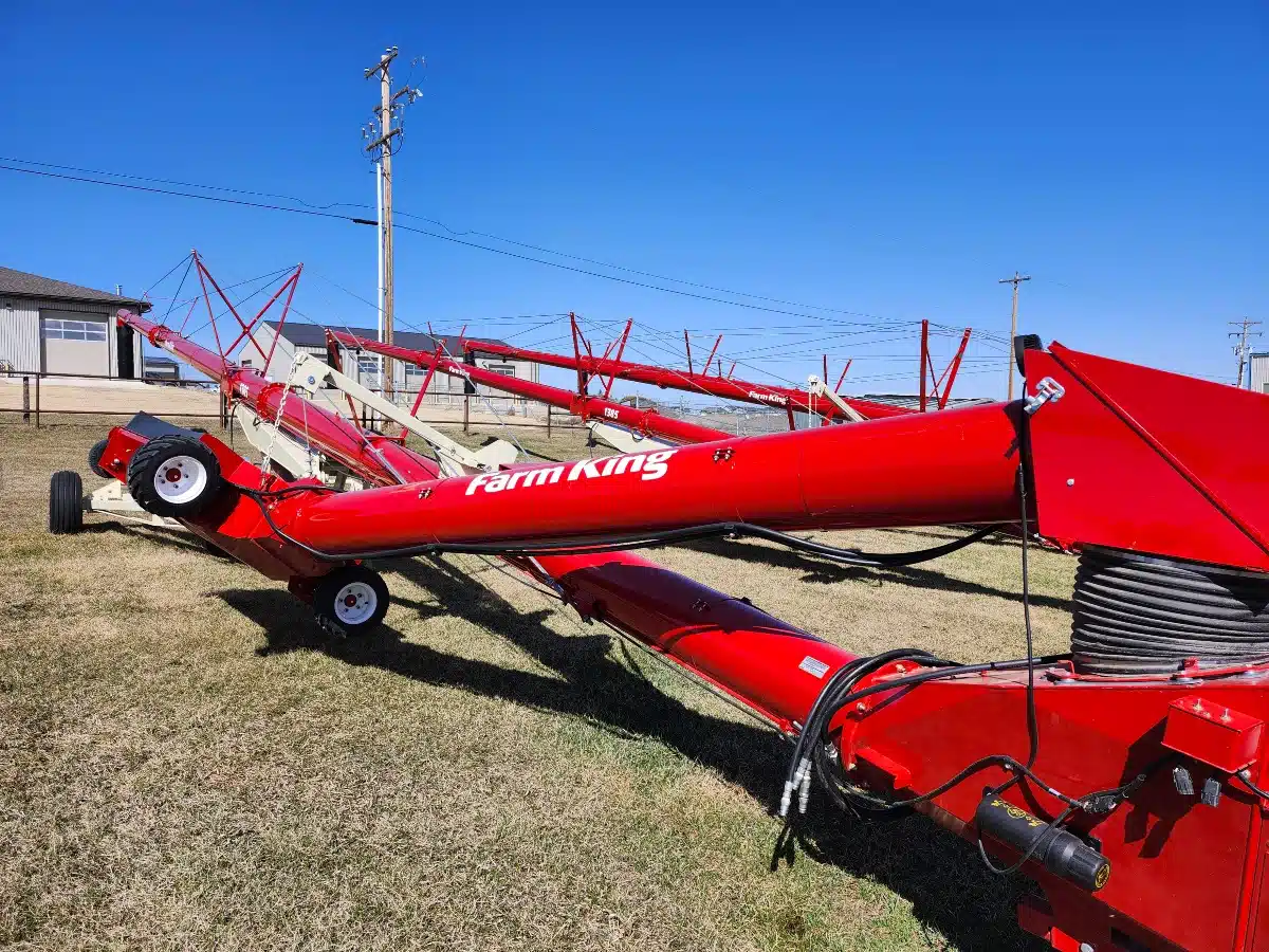 Gallery image 1 for New 2024 Buhler Farm King Y1385 Grain Auger