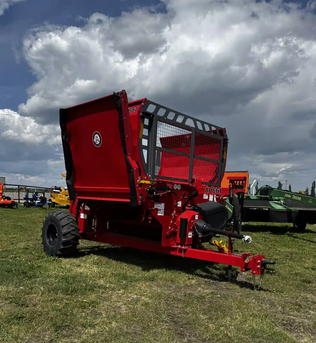 Gallery image 1 for New 2024 Highline 661-200 Bale Processor