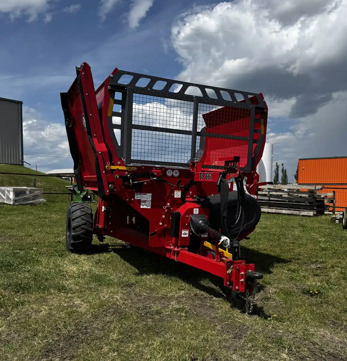 Gallery image 2 for New 2024 Highline 661-200 Bale Processor
