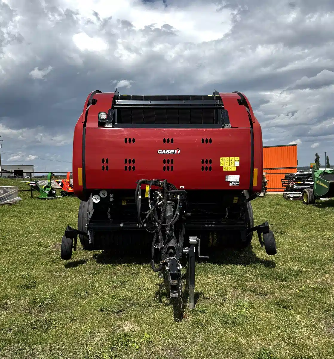 Gallery image 2 for Used 2018 Case RB565 Round Baler
