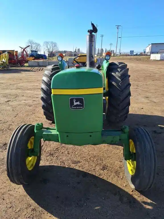 Gallery image 1 for Used 1975 John Deere 2130 Tractor