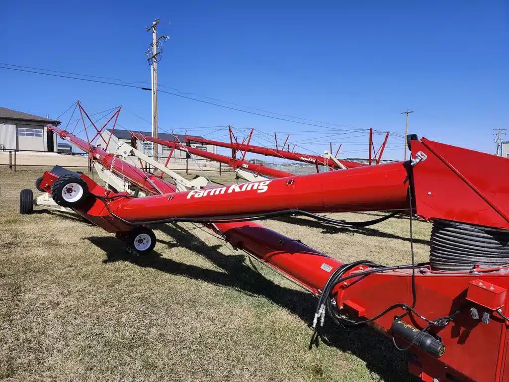Gallery image 1 for 2024 Buhler Farm King 1385 Grain Auger