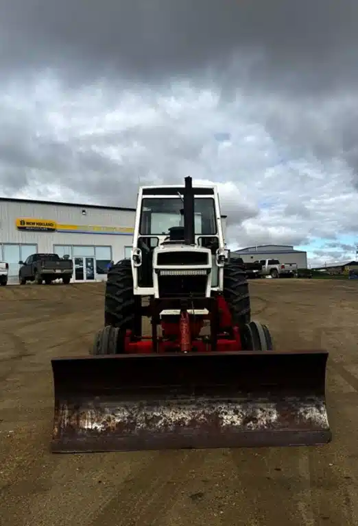 Gallery image 2 for Used Case 1175 Tractor