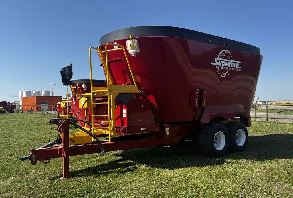 Gallery image 2 for New 2025 1200T TMR Mixer