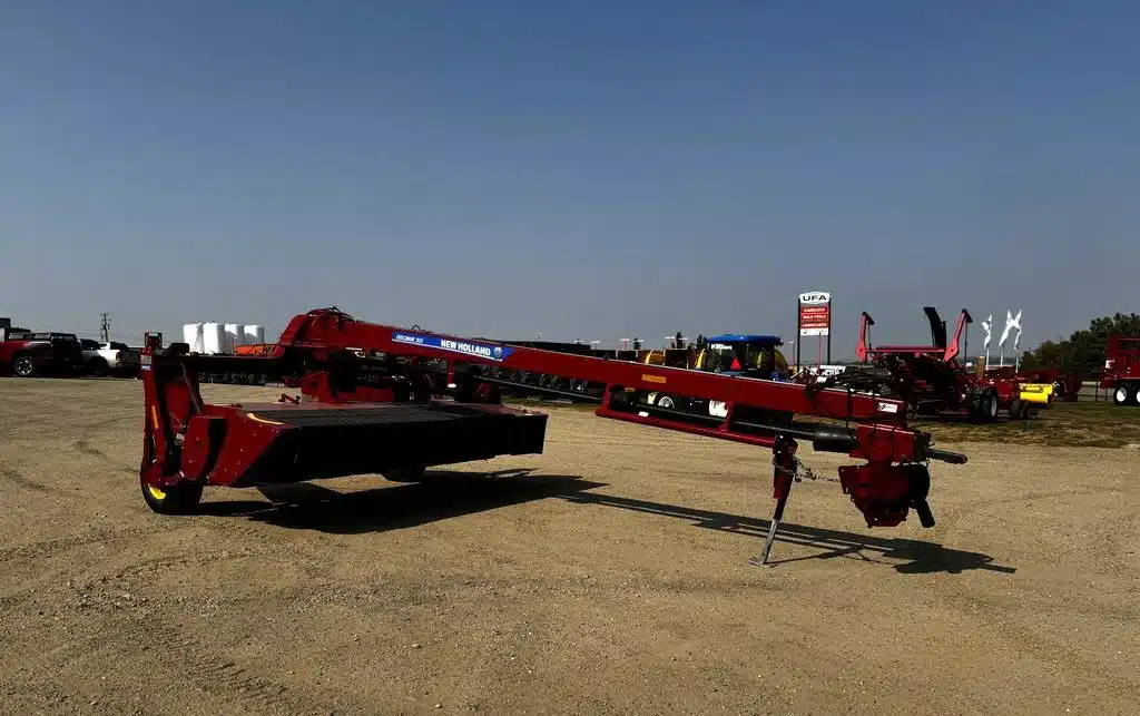 Gallery image 2 for Used 2018 New Holland 313 Disc Mower Conditioner