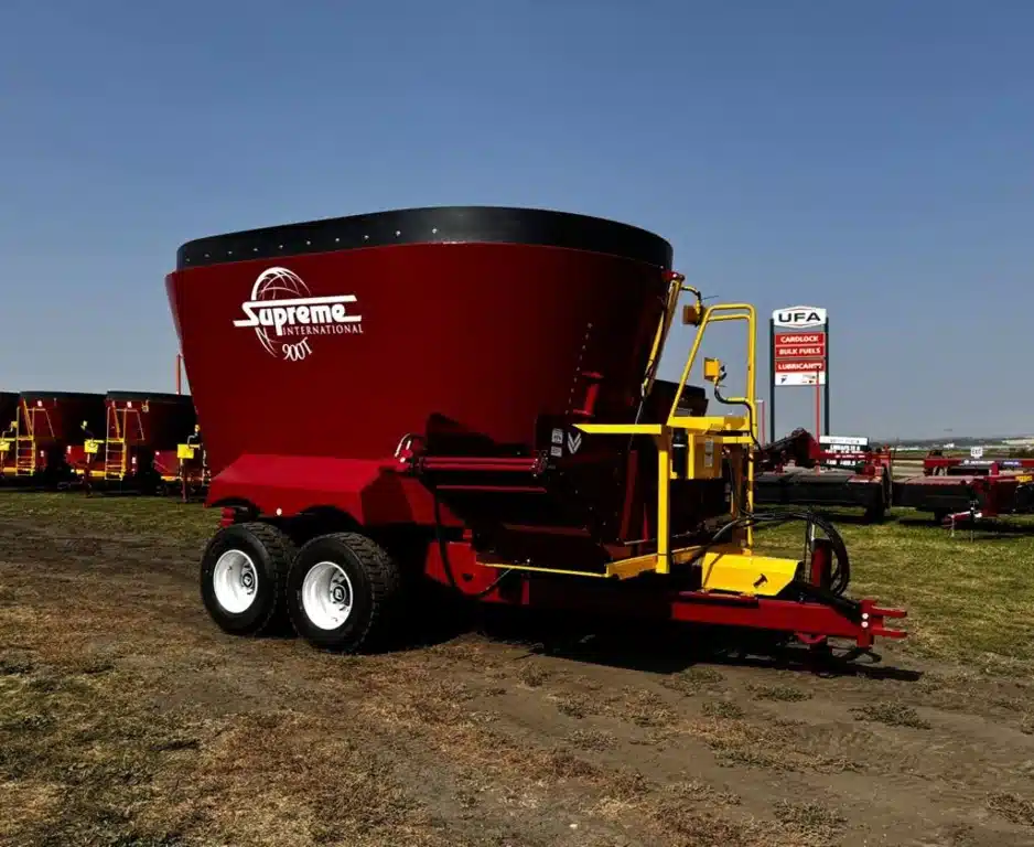 Gallery image 2 for New 2025 Supreme 900T TMR Mixer