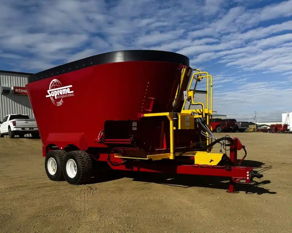 Gallery image 1 for New 2025 Supreme 1200T TMR Mixer