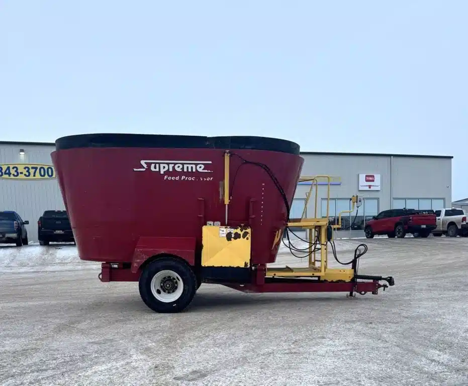 2018 Supreme 900T TMR Mixer