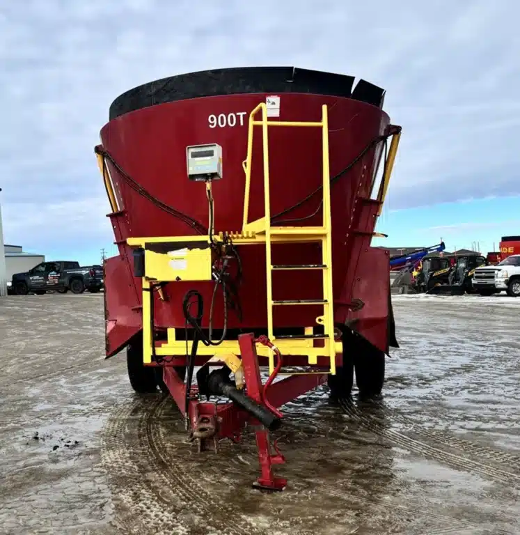 Gallery image 2 for 2010 Supreme 900T TMR Mixer