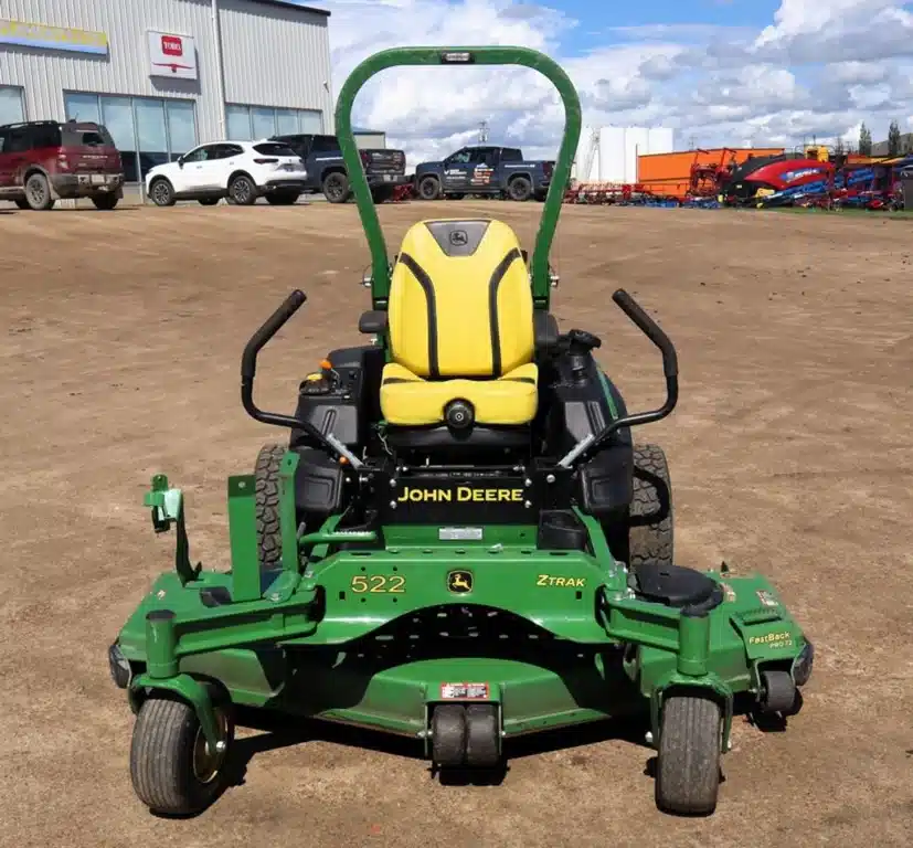Gallery image 2 for 2021 John Deere Z950M 72" Mower - Zero Turn