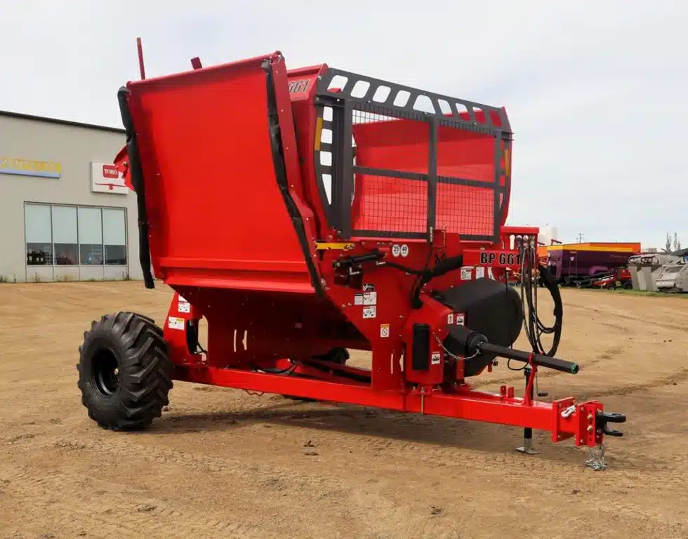 Photo de la Galerie 1 pour 2026 Highline BP661 Bale Pro Series Bale Pro Presse à Balle Ronde