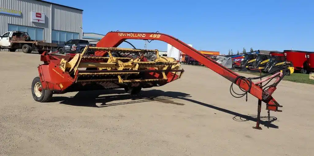 Photo de la Galerie 1 pour 1986 New Holland 499 Faucheuse-conditionneuse