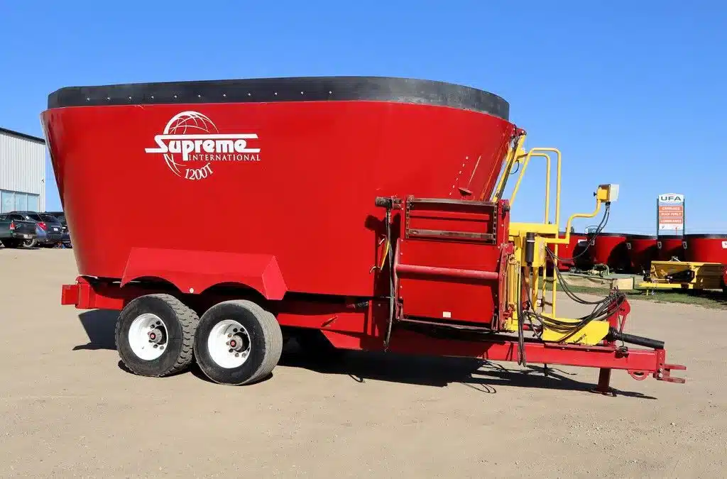 Gallery image 2 for 2023 Supreme 1200T TMR Mixer