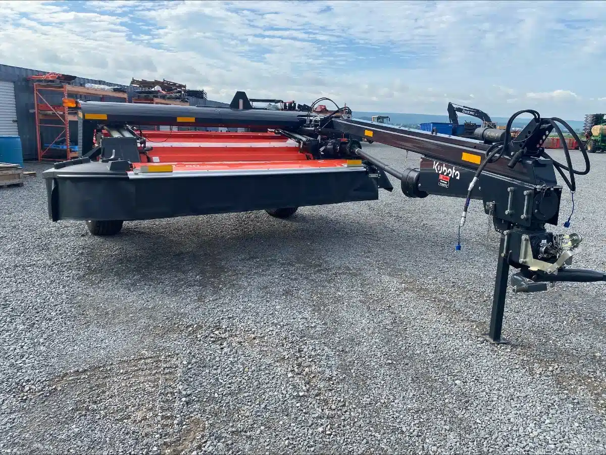 Gallery image 1 for Used 2021 Kubota DMC8036T Disc Mower Conditioner