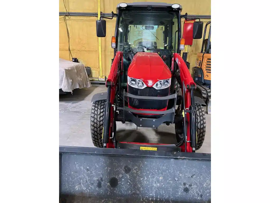 Gallery image 2 for 2021 Massey Ferguson 2860M Tractor