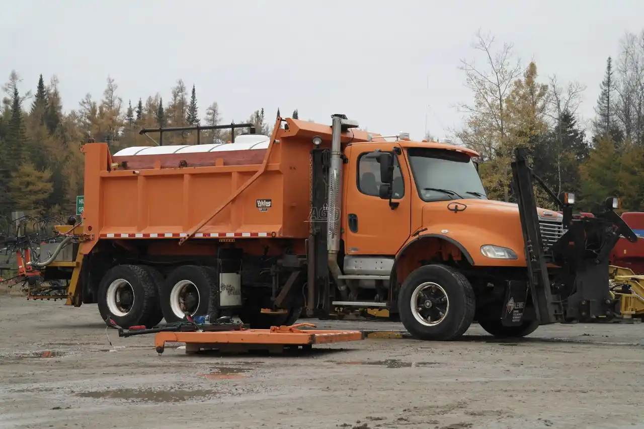 Gallery image 1 for Used 2006 Freightliner FM2 Truck - Dump