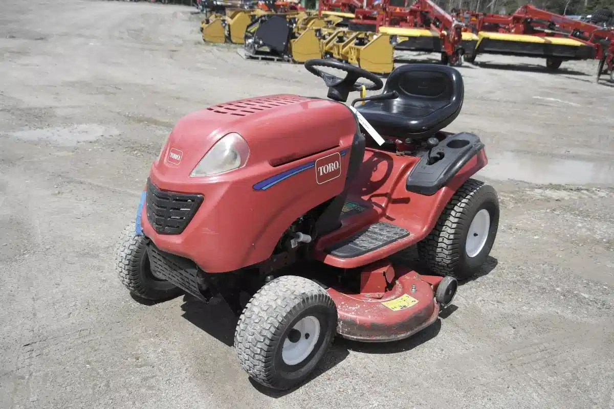 Image pour Usagé Toro LX426 Tracteur à pelouse