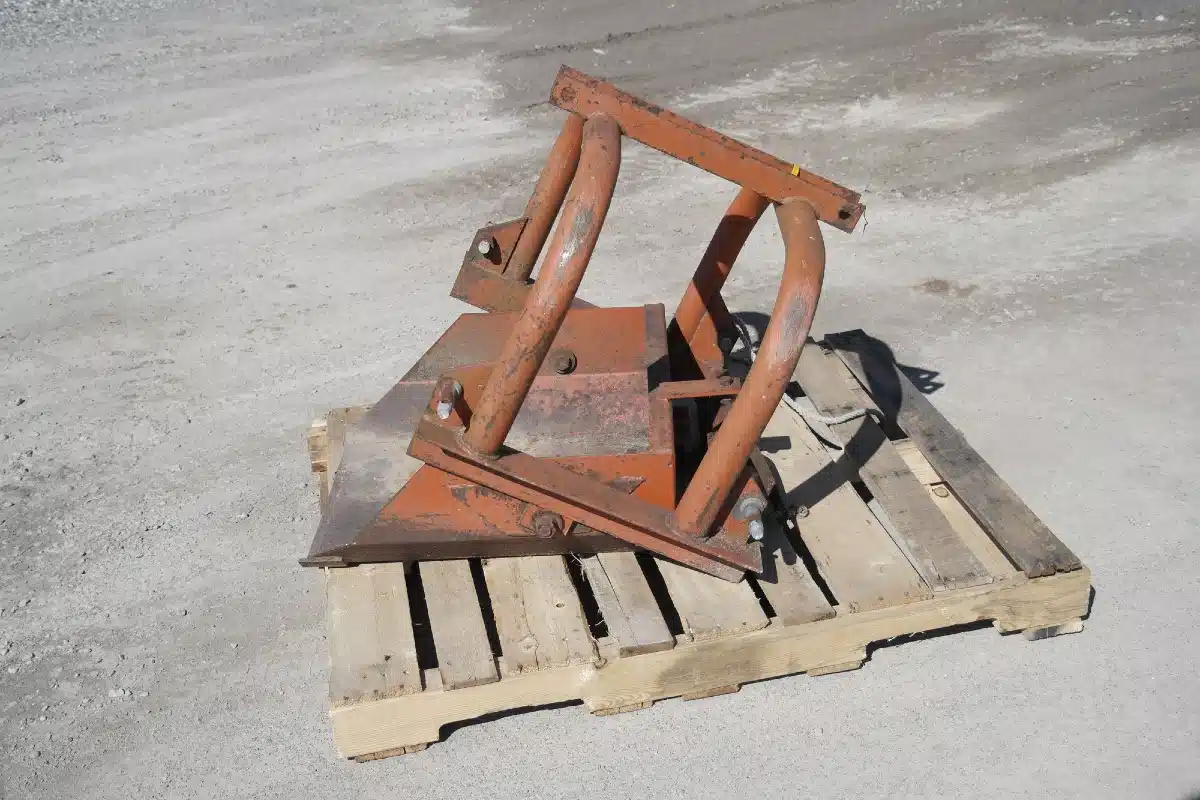 Gallery image 2 for Used Jawn Dump Bucket Attachment