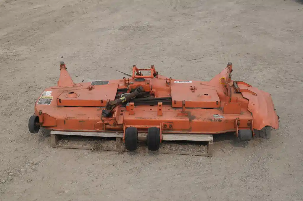 Gallery image 2 for Used Kubota RC60B Mower - Zero Turn