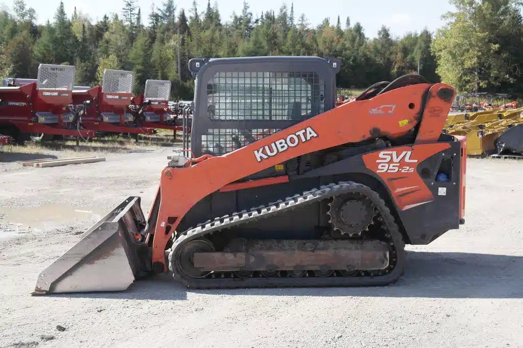 Gallery image 2 for Used Kubota SVL95 Track Loader