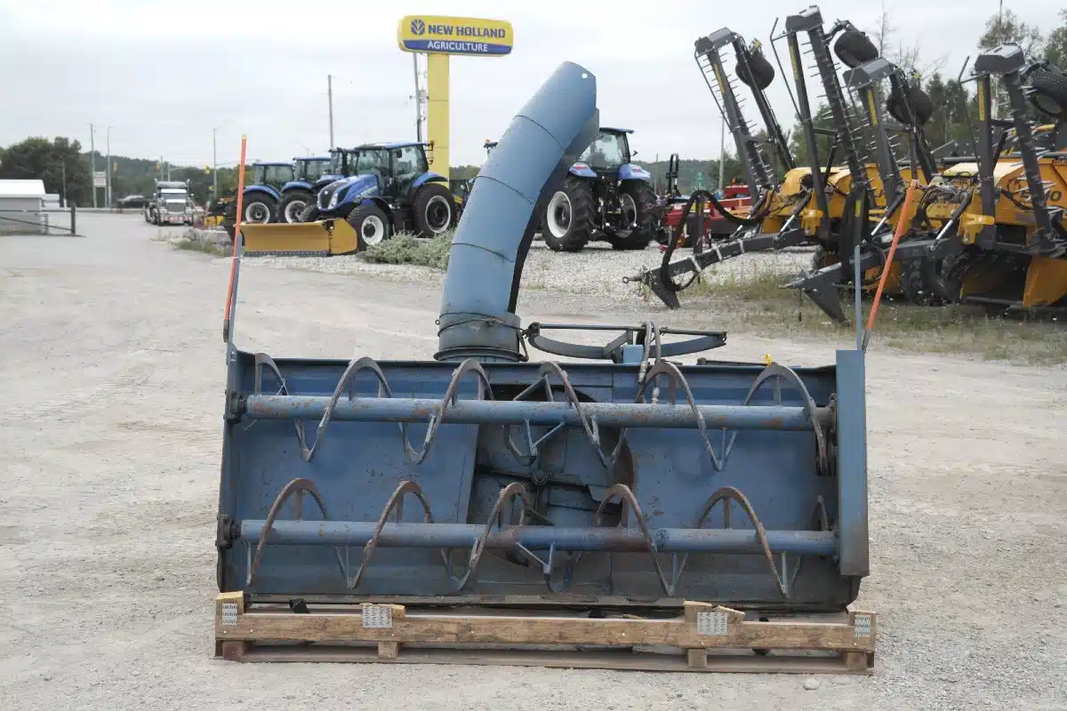 Gallery image 2 for Used Lucknow 91" Snow Blower