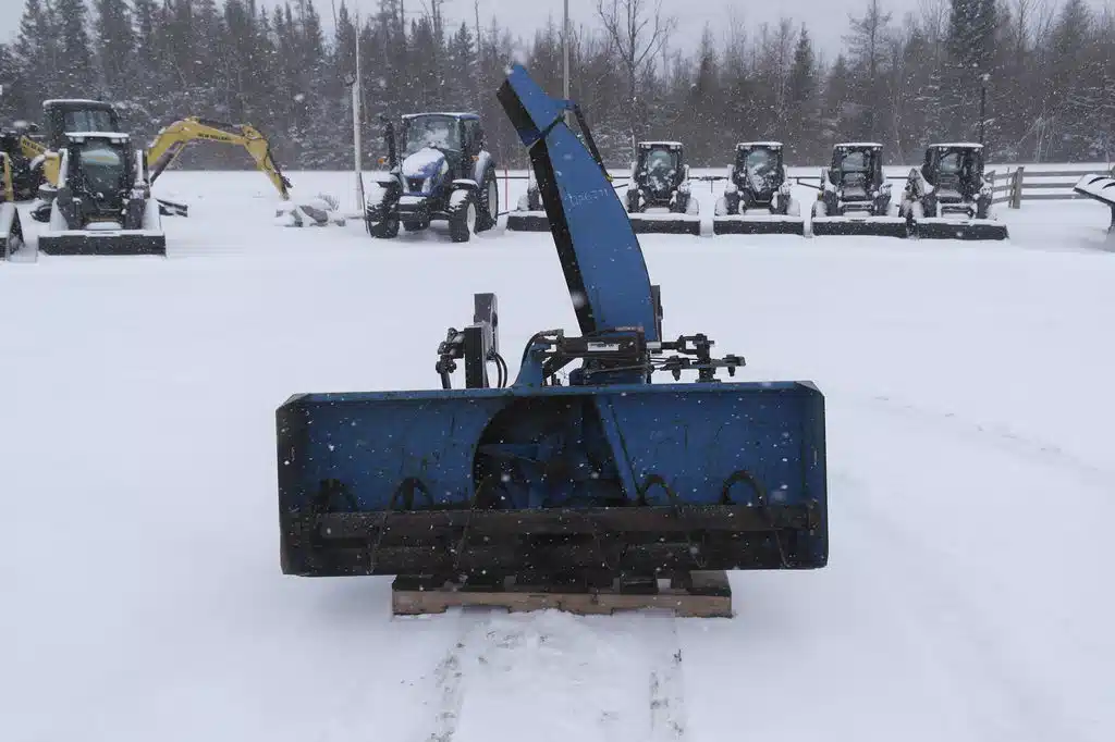 Gallery image 2 for Used Argo S72FM Snow Blower