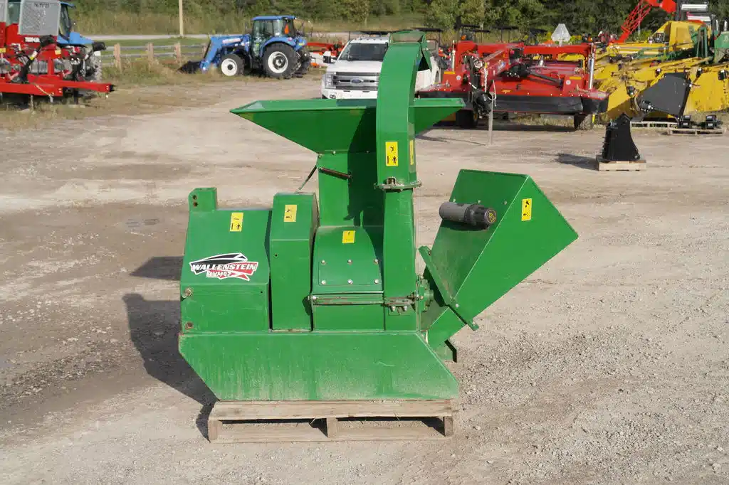 Gallery image 2 for Used Wallenstein BXM32 Wood Chipper