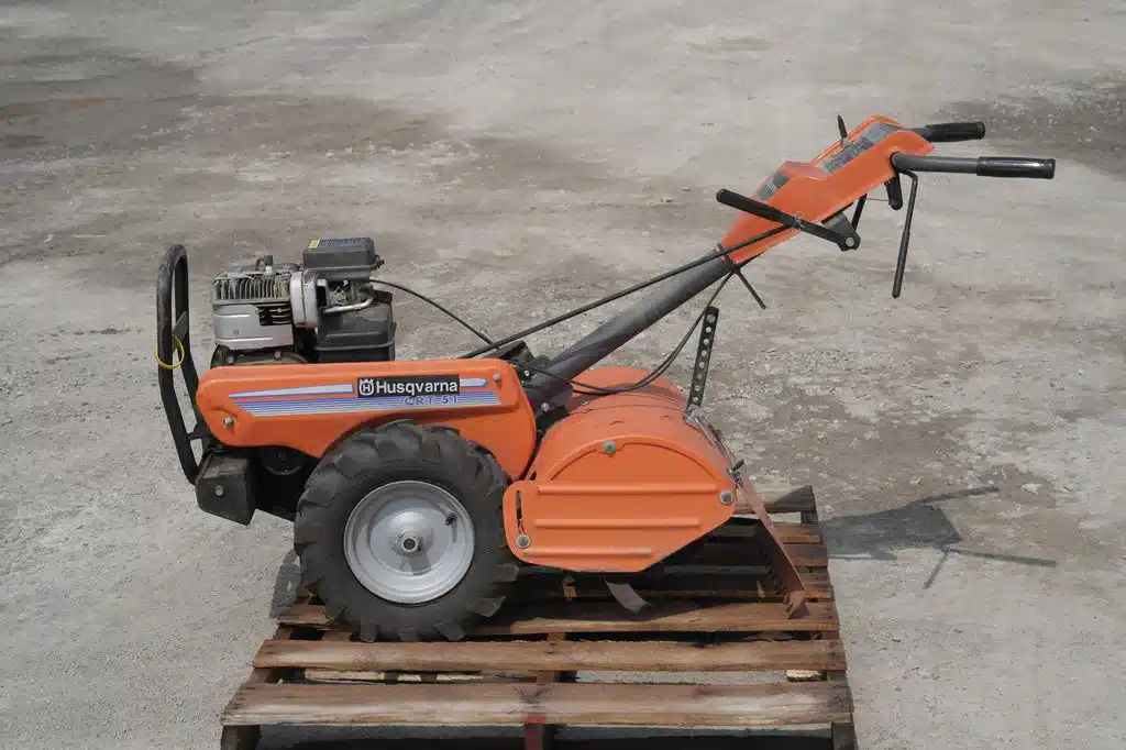 Gallery image 2 for Used Husqvarna CRT51 Tiller