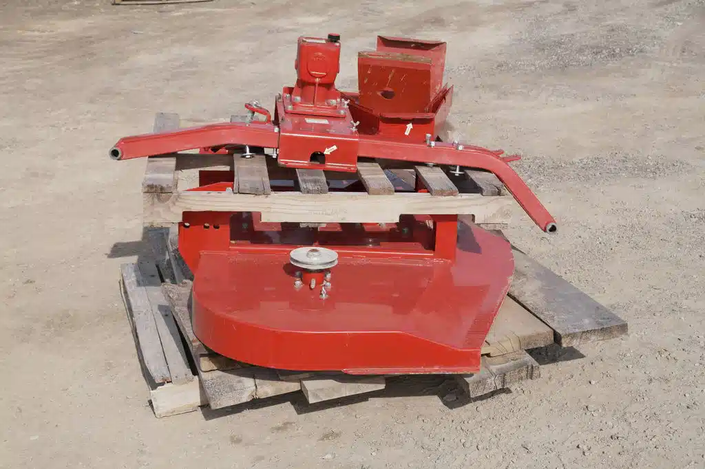 Gallery image 2 for Used Industrial 6' Mower - Zero Turn