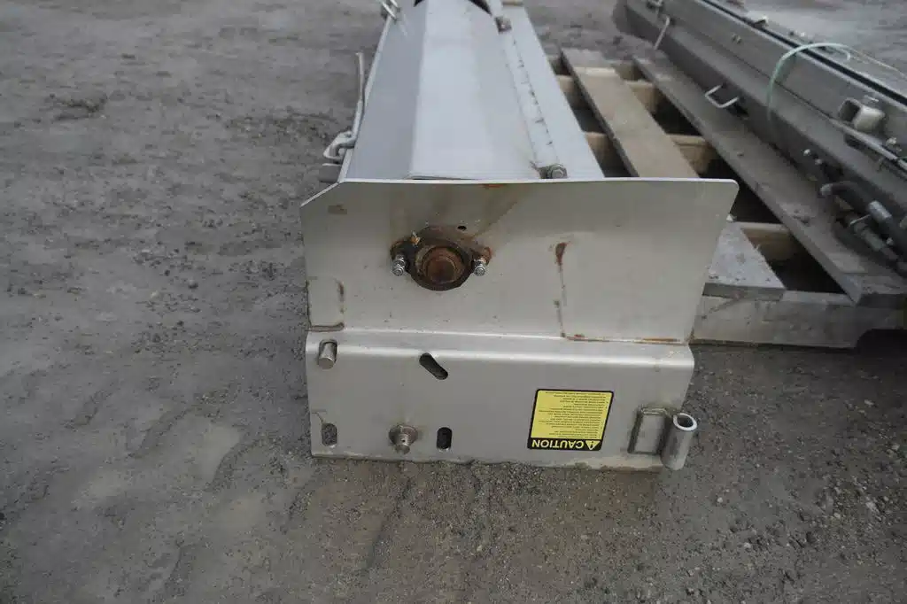 Gallery image 2 for Used Meyer 64571 Spreader - Broadcast