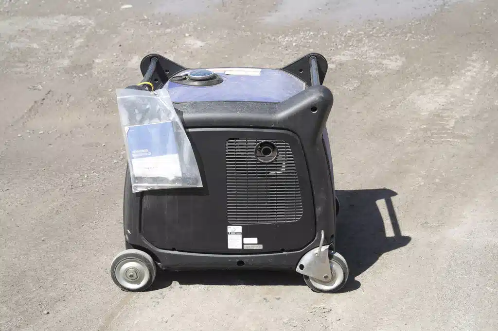 Gallery image 2 for Used Yamaha EF6600A Generator