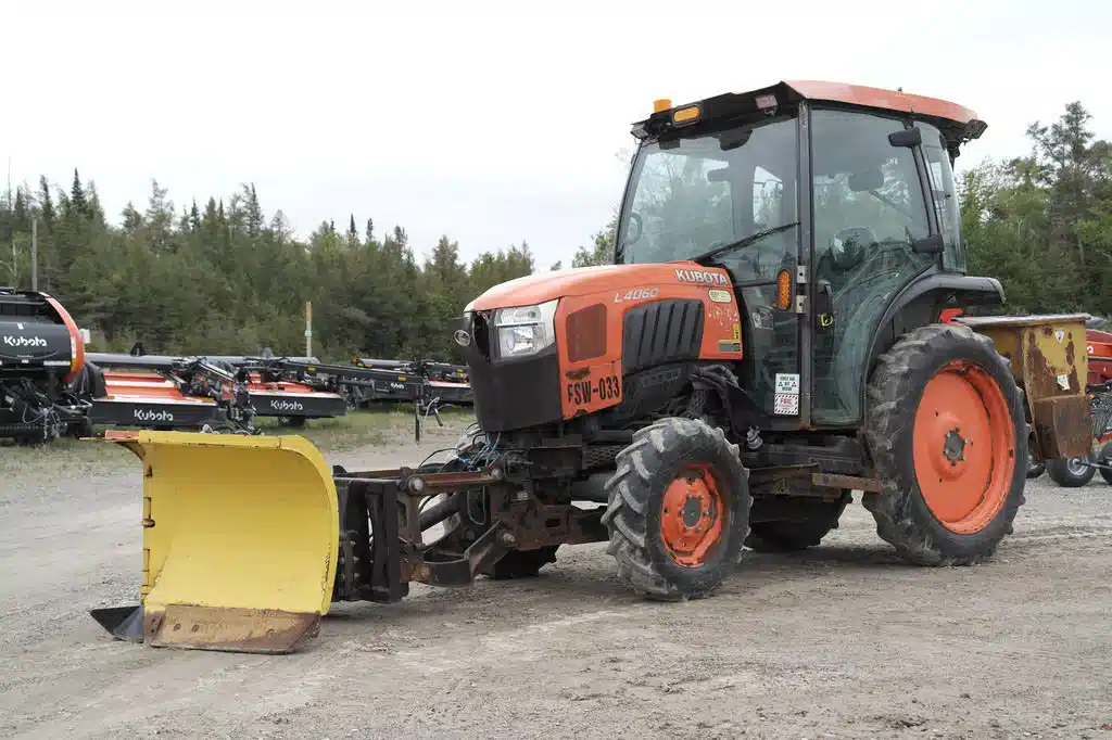 Gallery image 1 for Used Kubota L4060 Tractor