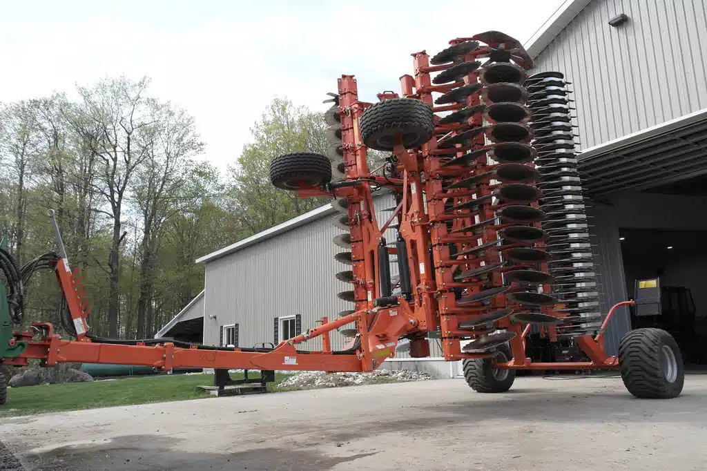 Gallery image 1 for Kubota CD2701T Tiller