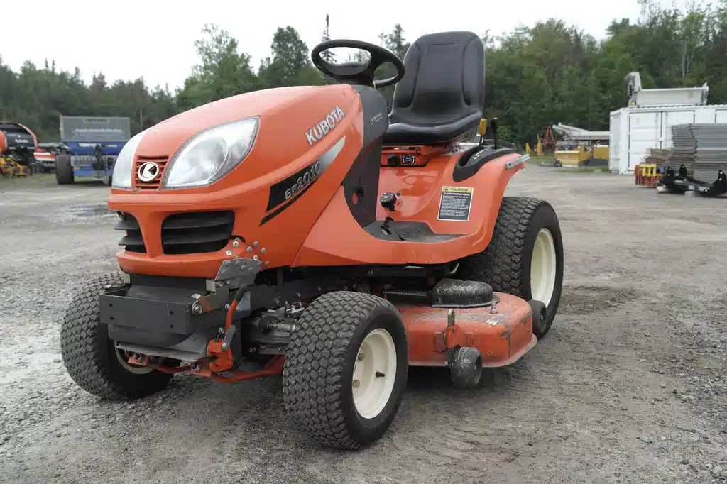 Gallery image 1 for Used Kubota GR2010G-48 Mower - Riding