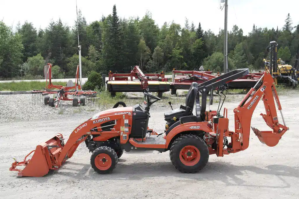 Gallery image 2 for Used Kubota BX23S Tractor