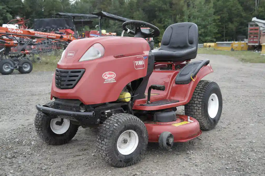 Gallery image 1 for Used Toro LX468 Mower - Riding