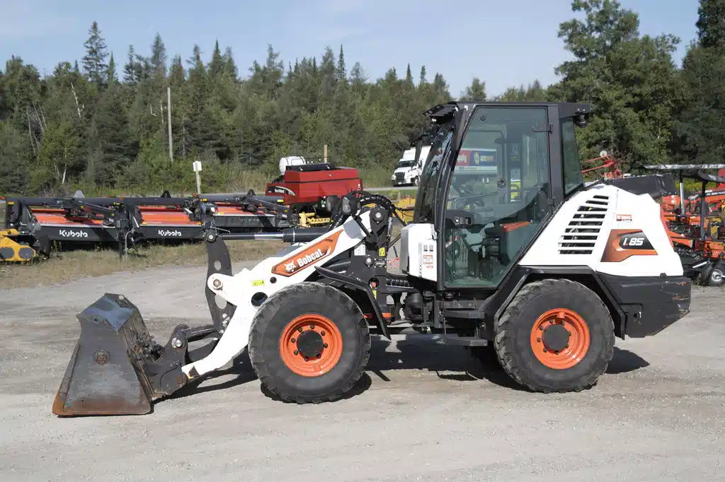Gallery image 2 for Used Bobcat L85 Wheel Loader
