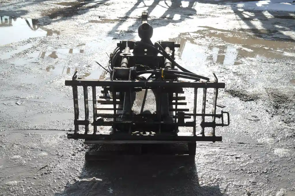Gallery image 2 for Used HLA LASB3000DMJD5525 Snow Blower