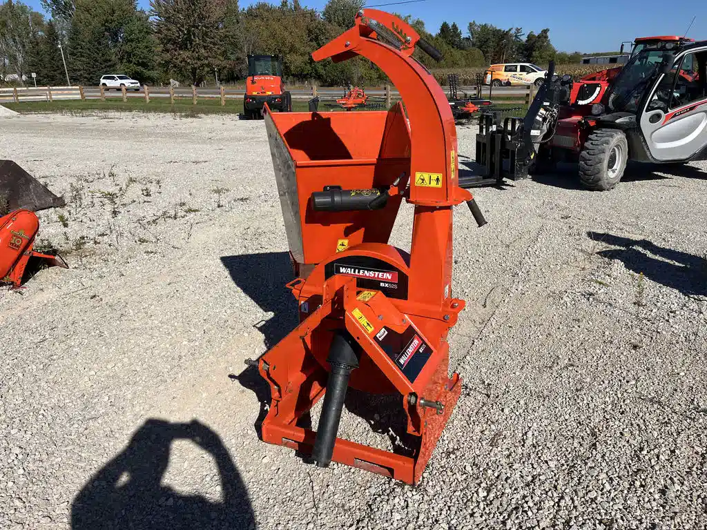 Gallery image 1 for Used Wallenstein BX52S Wood Chipper