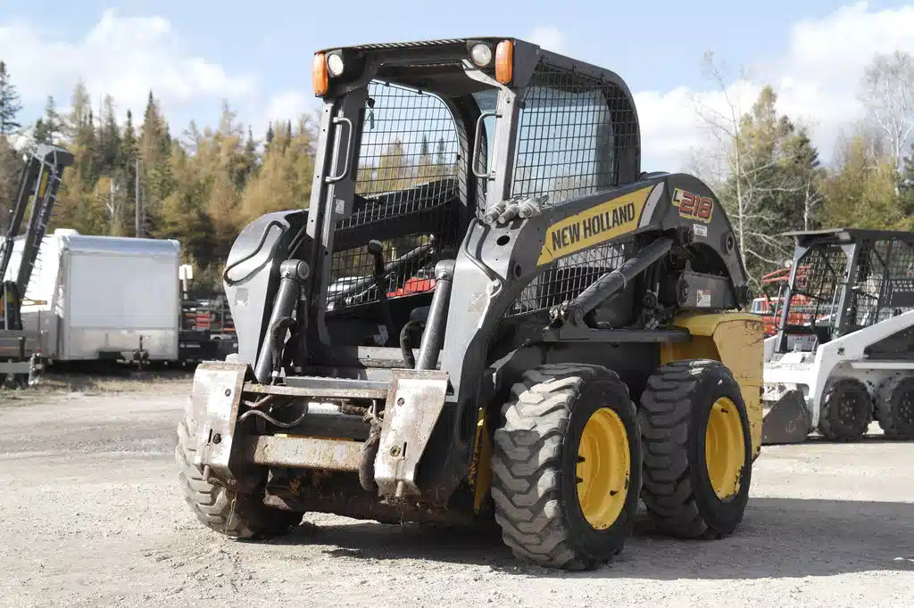 Used New Holland L218 Skid Steer