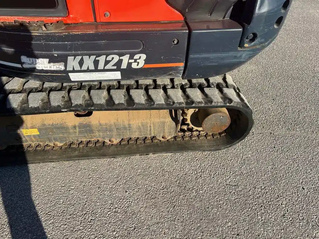 Gallery image 2 for Used Kubota KX121-3 Excavator