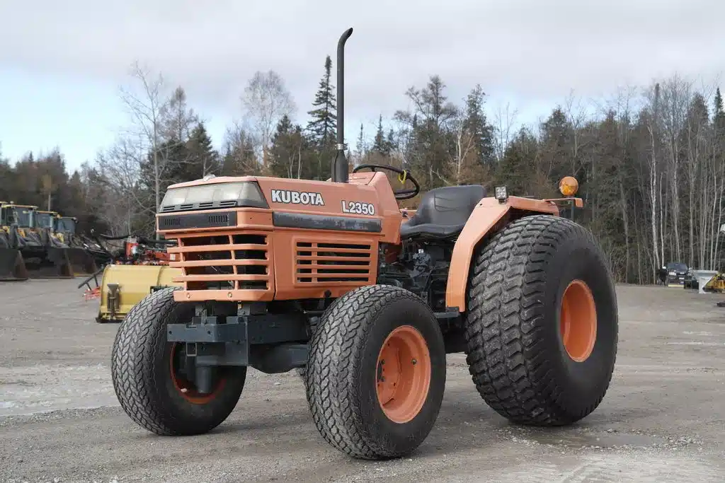 Gallery image 1 for Used Kubota L2350 Tractor