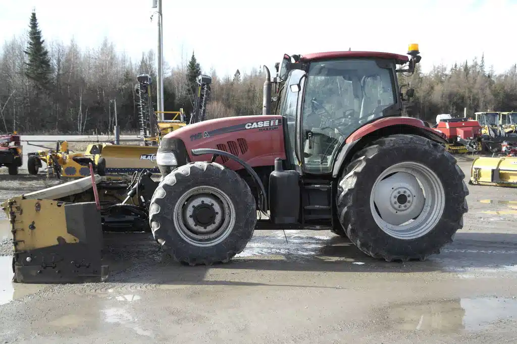 Gallery image 2 for Used Case IH MAXXUM 115 Tractor