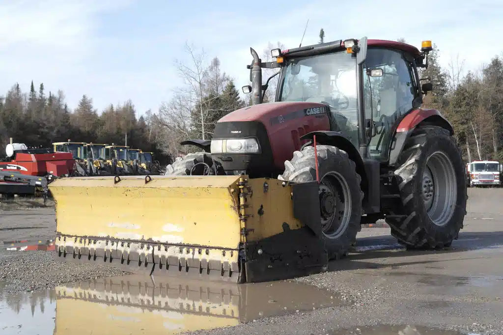 Gallery image 1 for Used Case IH MAXXUM 115 Tractor