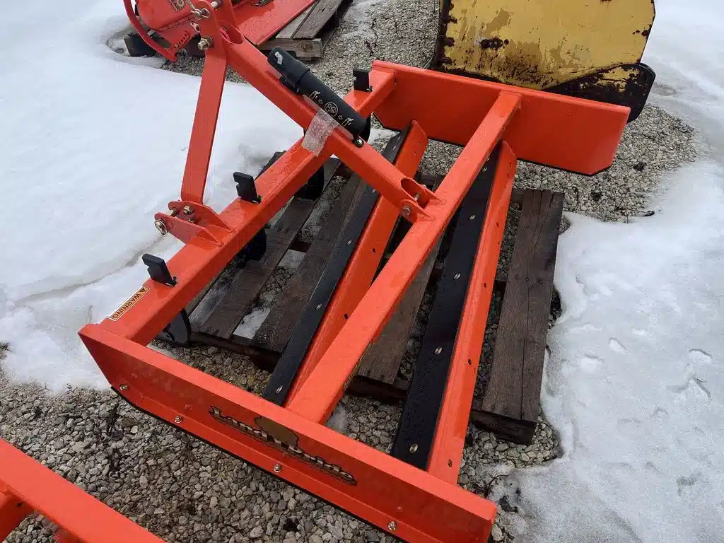 Gallery image 2 for Kubota GS0560 Box Scraper