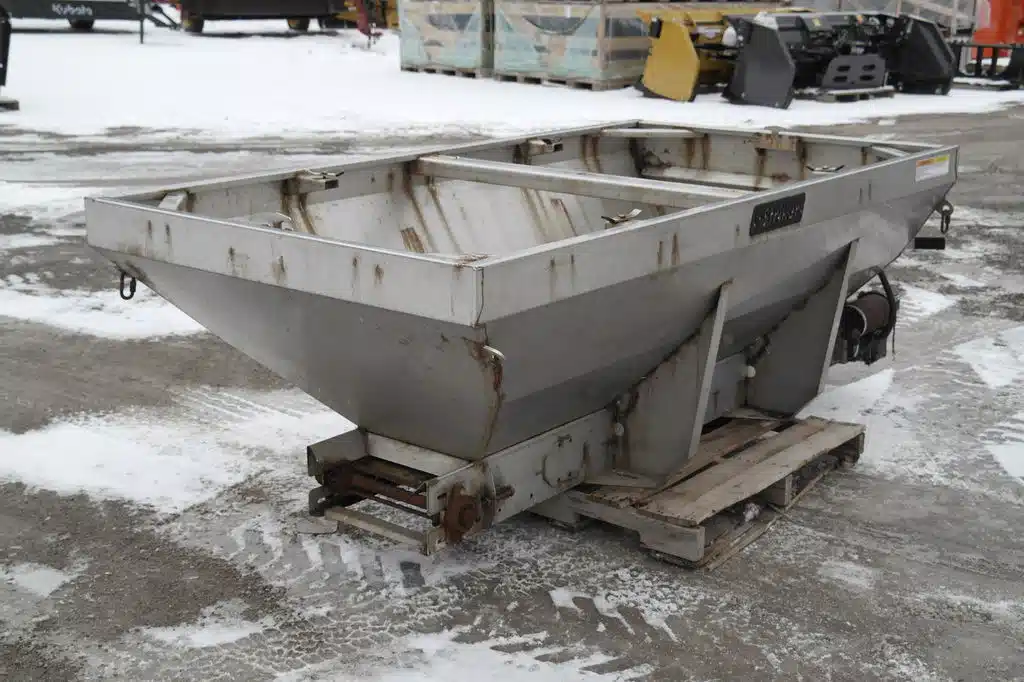 Western 2.0 CU YD Spreader - Broadcast